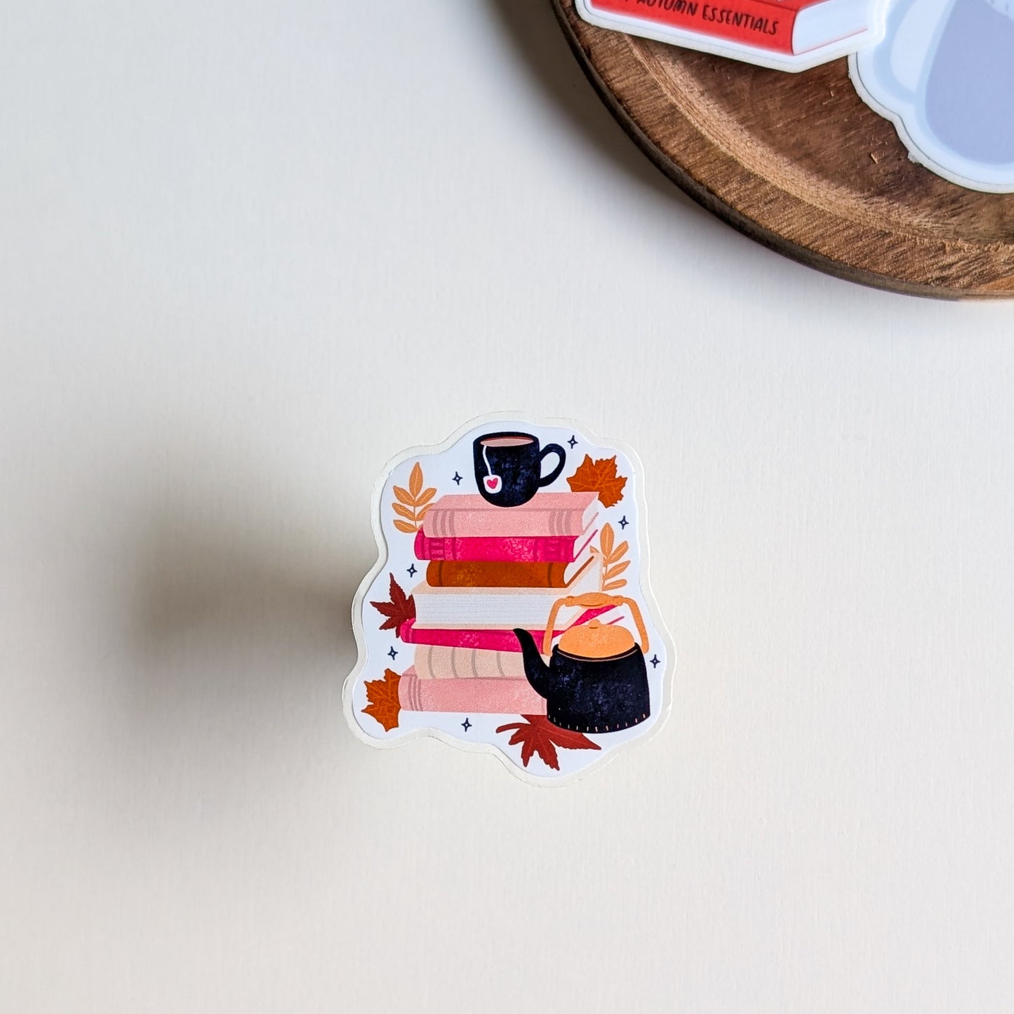 Sticker – Pile de livres & Théière d’automne
