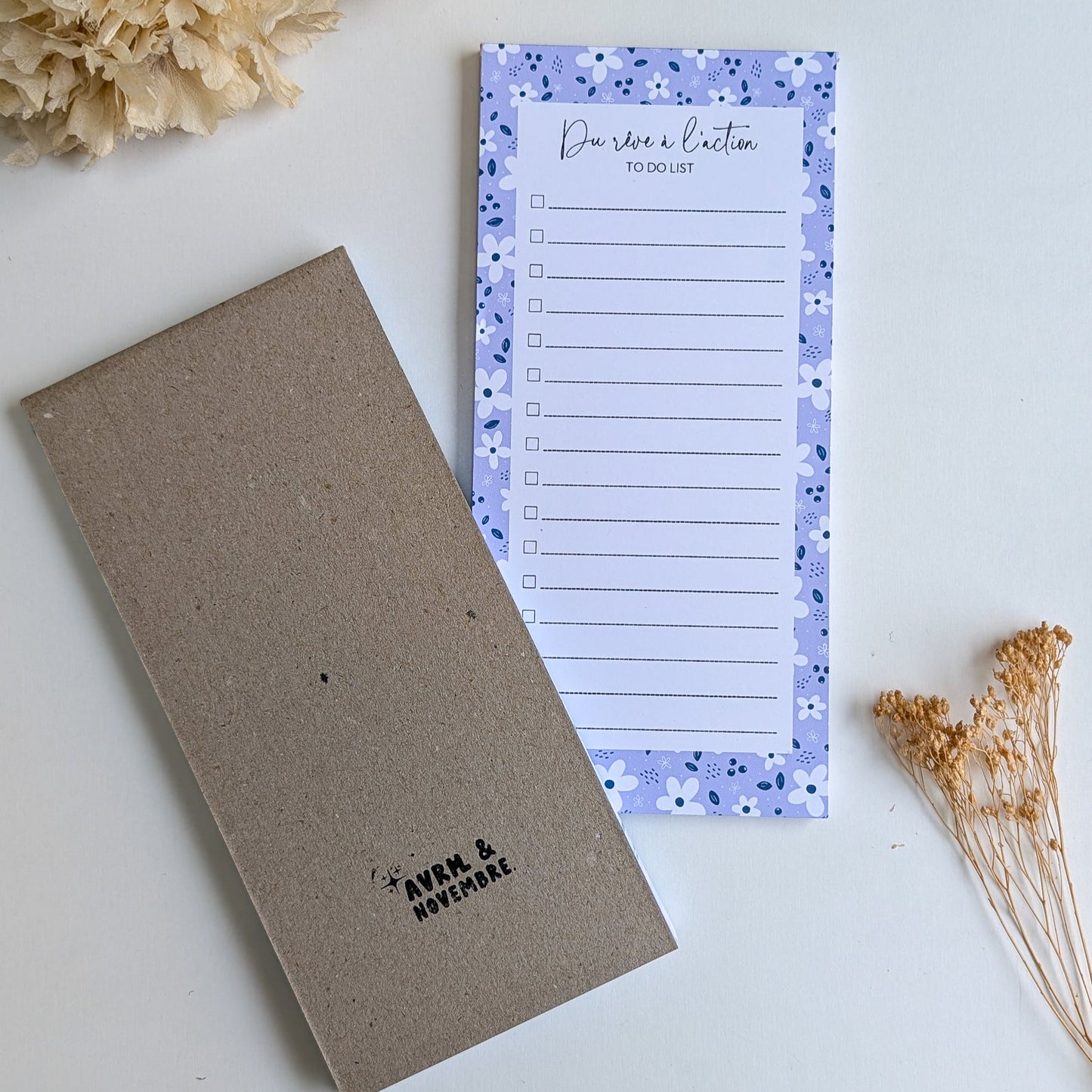 To-Do Liste 10x21 cm - Petites fleurs blanches - Fond bleu, rose ou violet