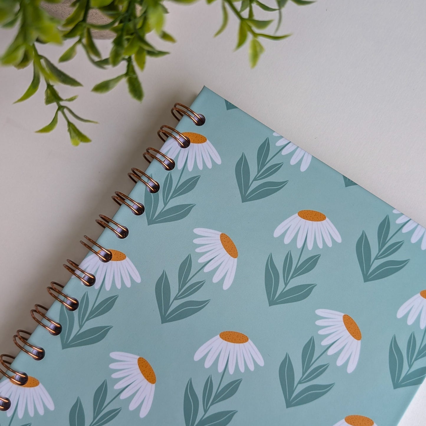 Carnet A5 - Reliure à spirale - Marguerites rétro