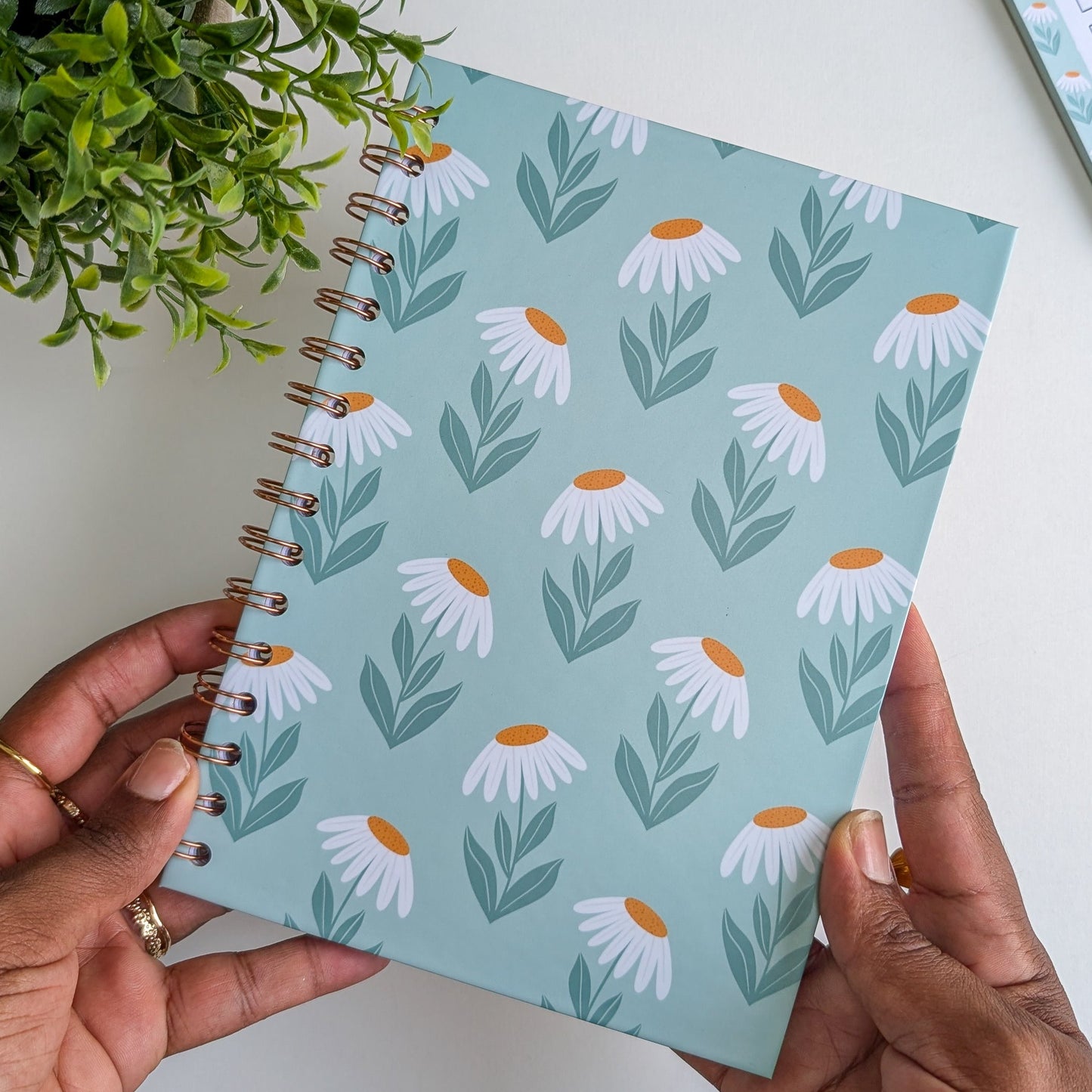 Carnet A5 - Reliure à spirale - Marguerites rétro