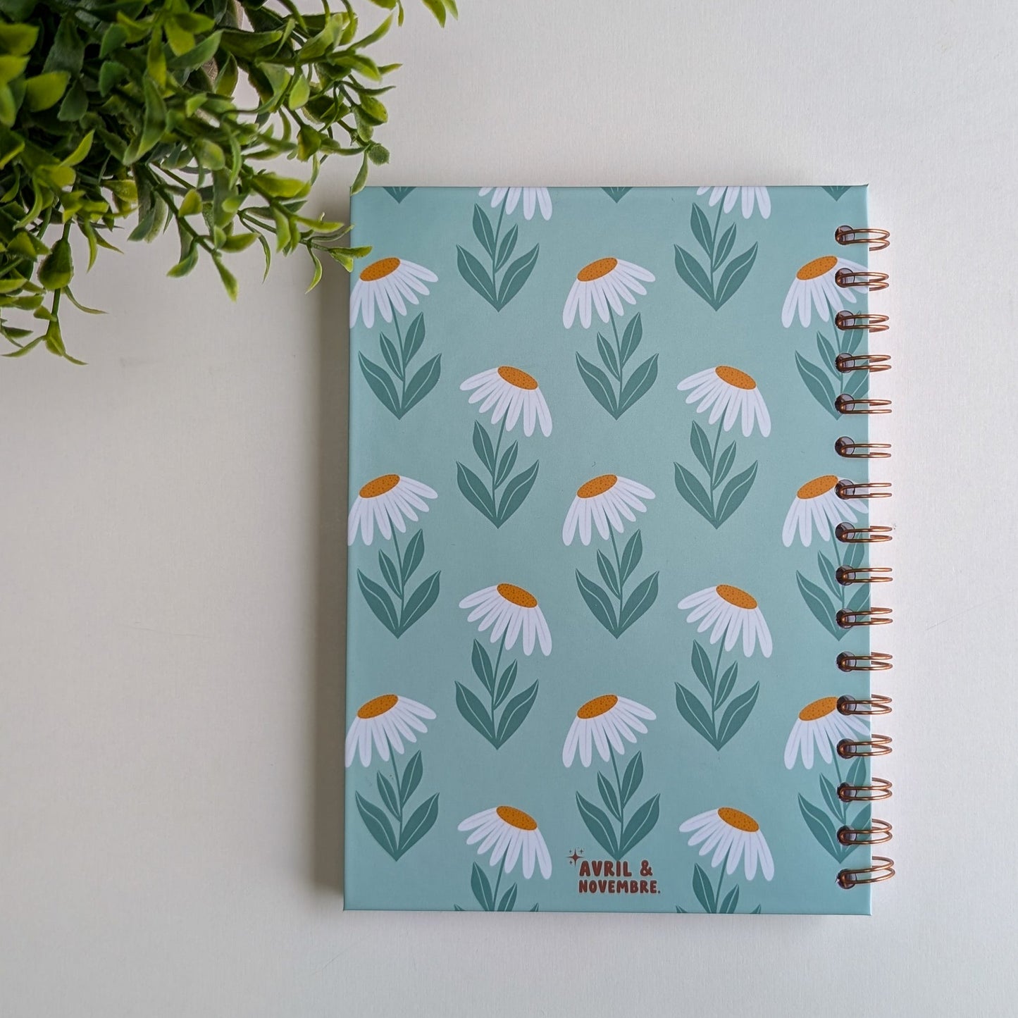 Carnet A5 - Reliure à spirale - Marguerites rétro