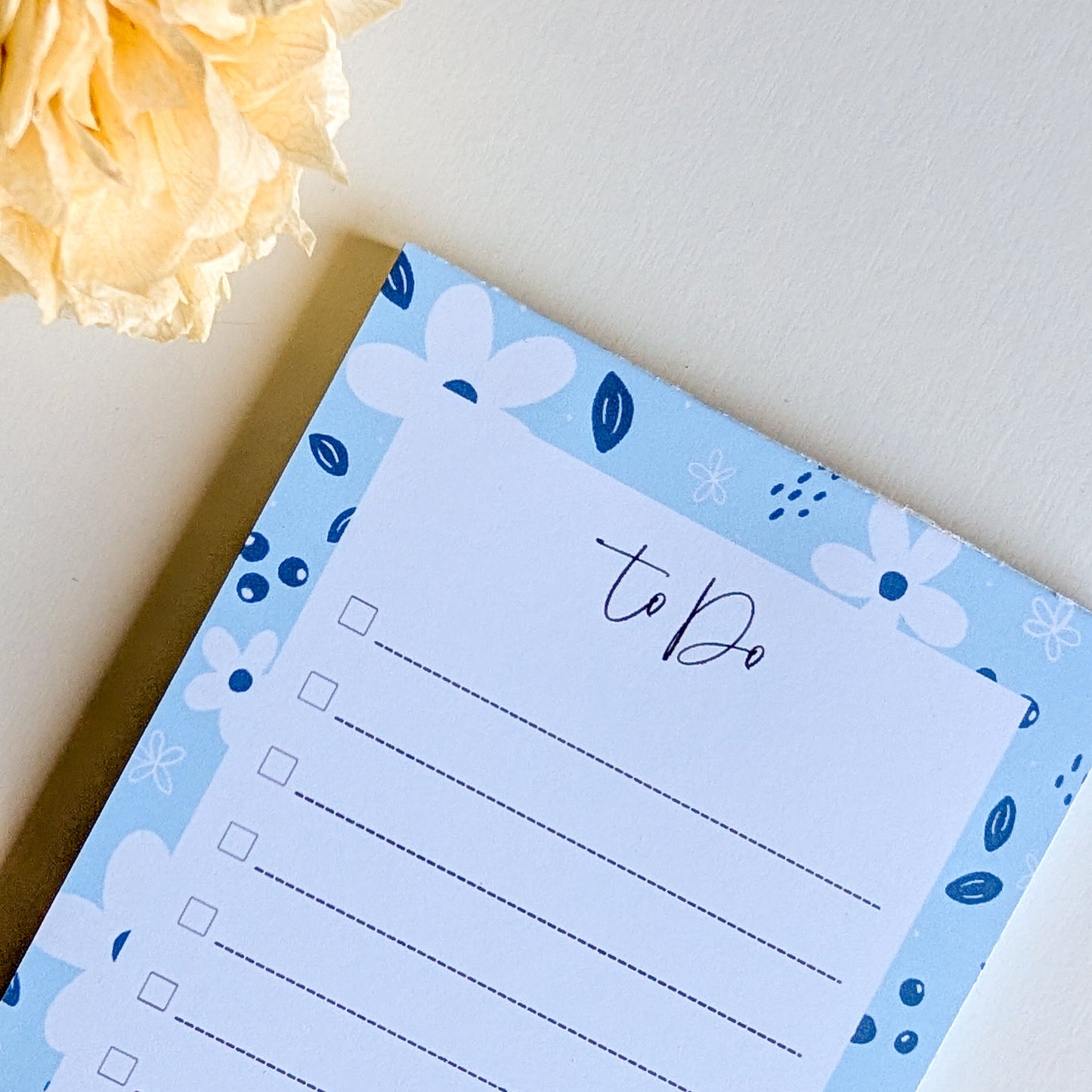 To-Do List 10x21 cm - Petites fleurs blanches - Bleu