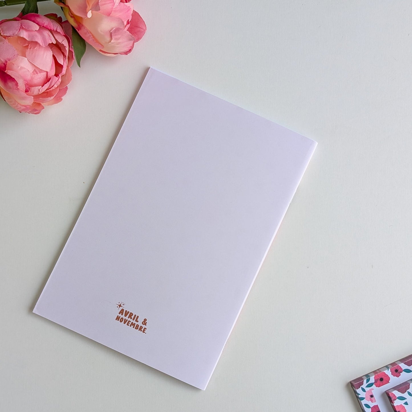 Carnet A5 - Reliure agrafée - Gros bouquet d'Anémones & Roses