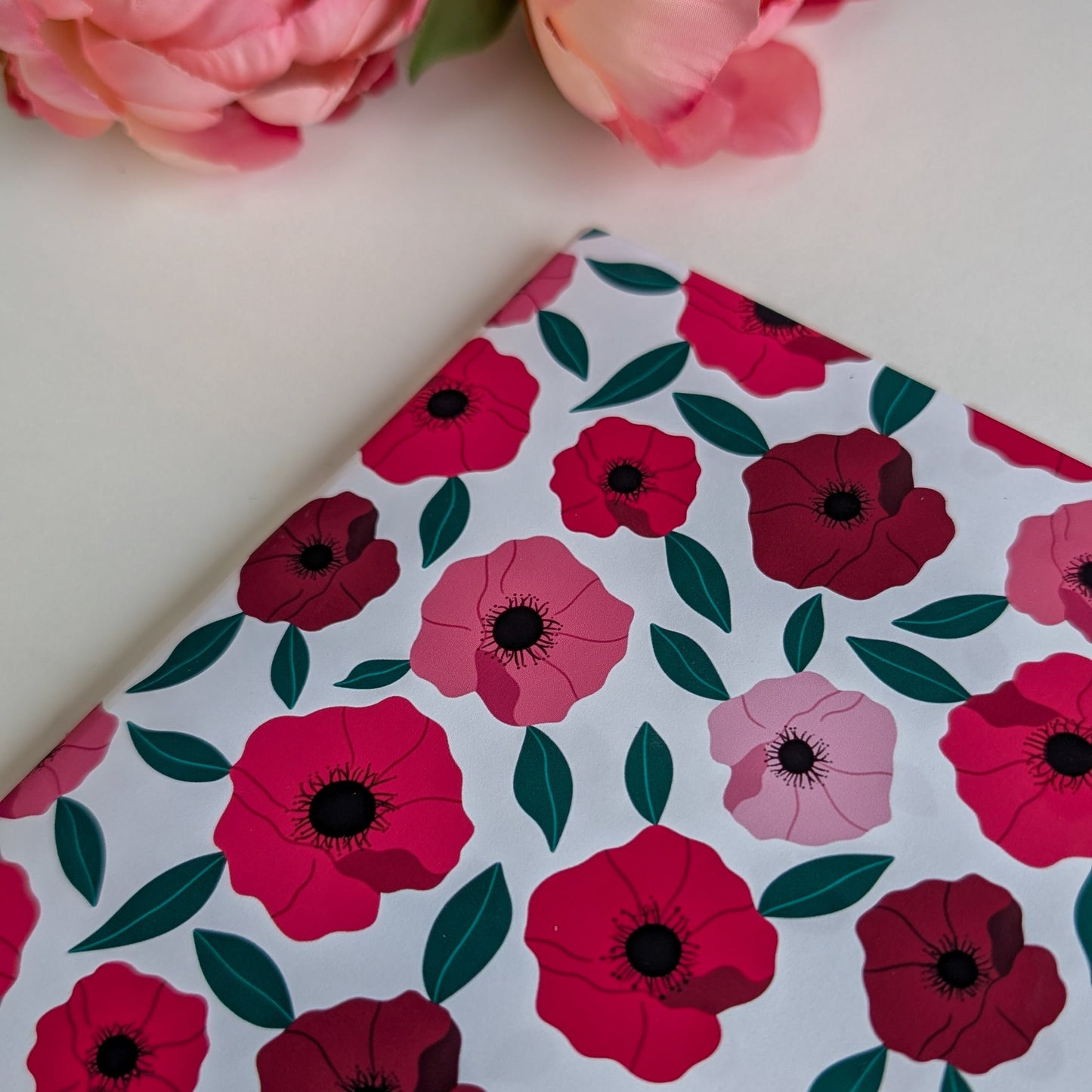 Carnet A5 - Reliure agrafée - Anémones roses et rouges