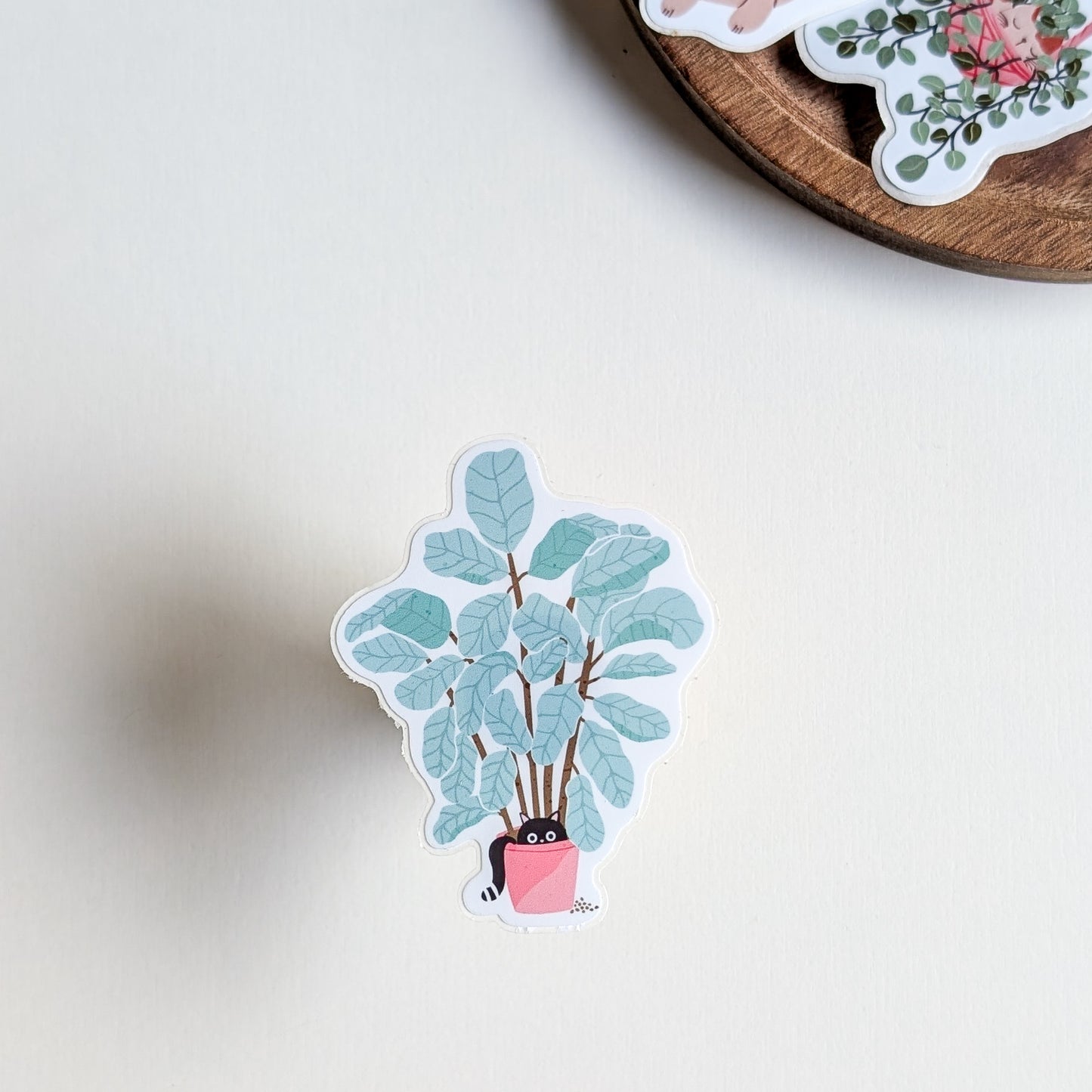 Sticker – Chat caché dans sa plante