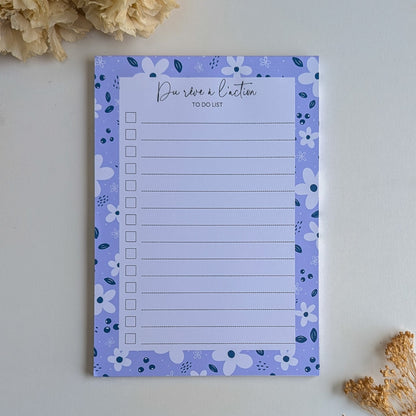 To-Do Liste A5 - Petites fleurs blanches - Fond bleu, rose ou violet