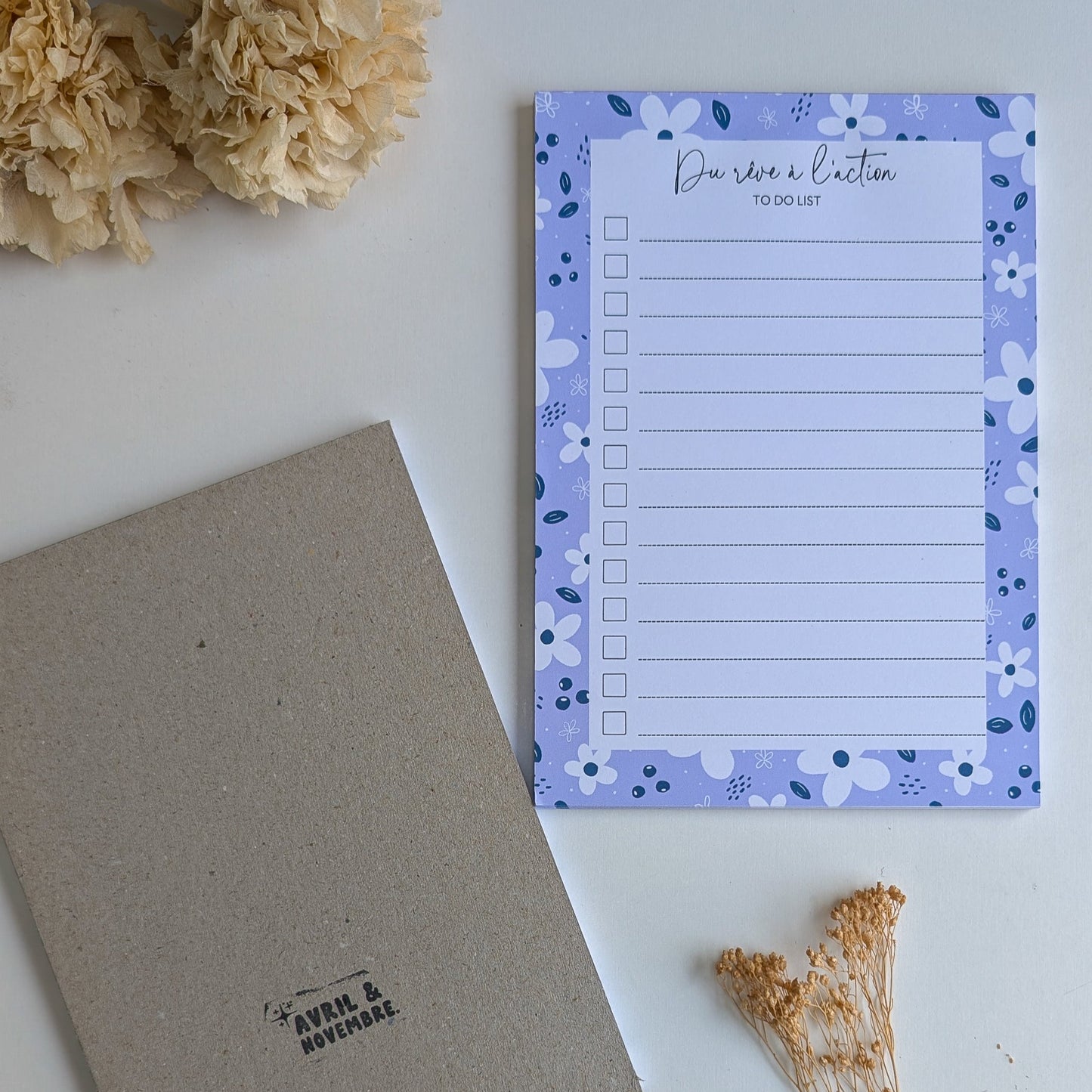 To-Do Liste A5 - Petites fleurs blanches - Fond bleu, rose ou violet